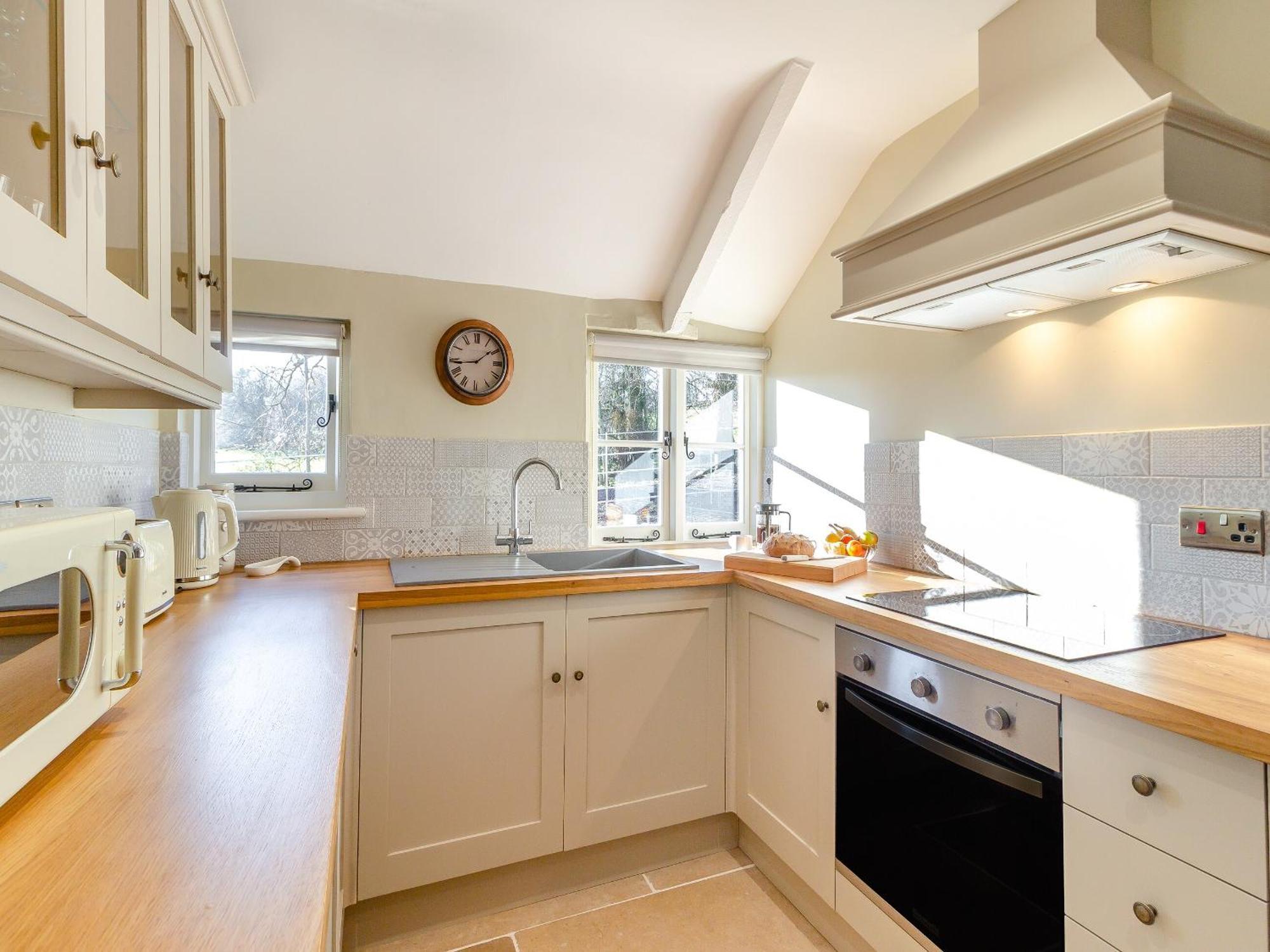 The Lodge Wonastow Bagian luar foto